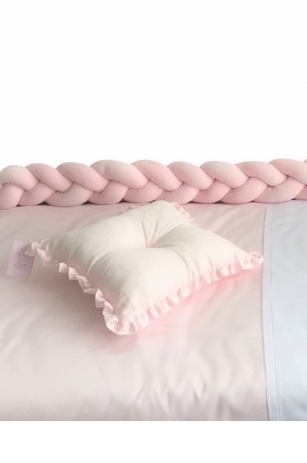 Pletenica u roze boji Pletenica u roze boji