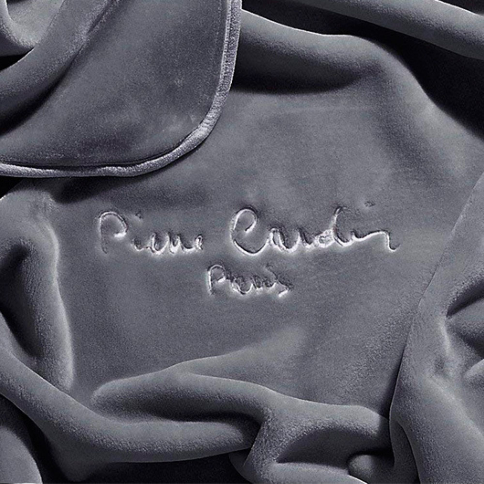 Ćebe Nency Pierre Cardin Anthracit Ćebe Nency Pierre Cardin Anthracit